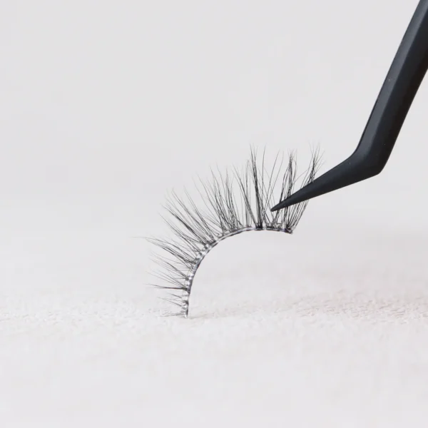 Wholesale 3-7 Days Pre Glued Eyelashes ZM-NH11 - Image 4