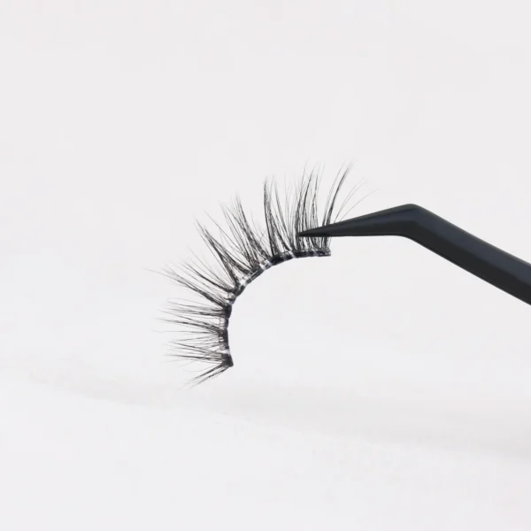 Wholesale 3-7 Days Pre Glued Eyelashes ZM-NH11