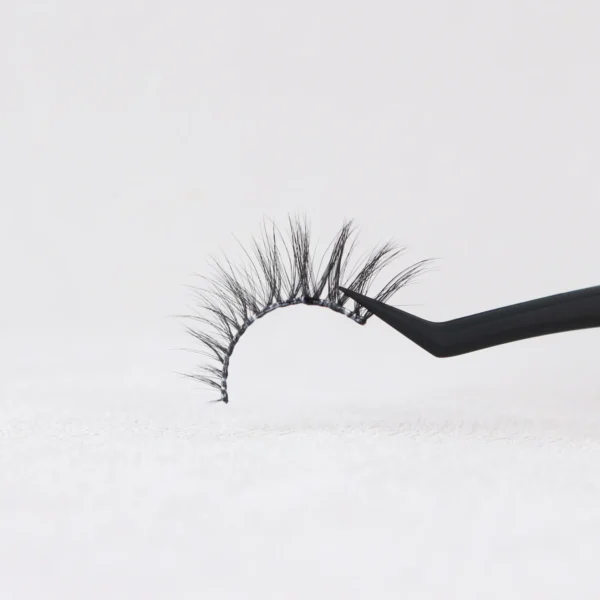Wholesale 3-7 Days Pre Glued Eyelashes ZM-NH11 - Image 14