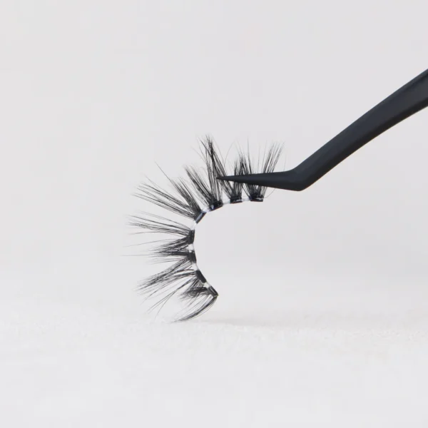 Wholesale 3-7 Days Pre Glued Eyelashes ZM-NH11 - Image 16